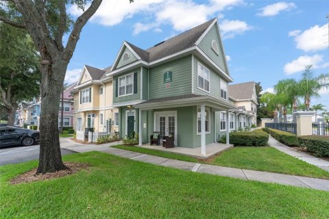 Condominio en venta en Kissimmee, Florida, 4 dormitorios, 136.57 m2 № 2226055 - foto 3