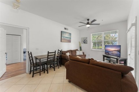 Condominio en venta en Kissimmee, Florida, 4 dormitorios, 136.57 m2 № 2226055 - foto 5