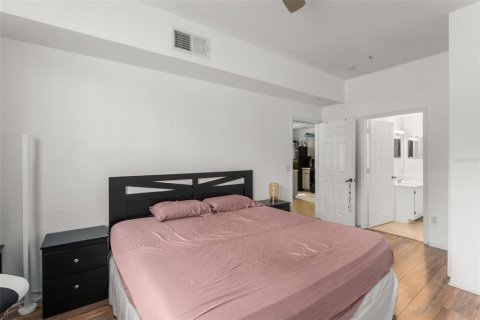 Condominio en venta en Kissimmee, Florida, 4 dormitorios, 136.57 m2 № 2226055 - foto 15