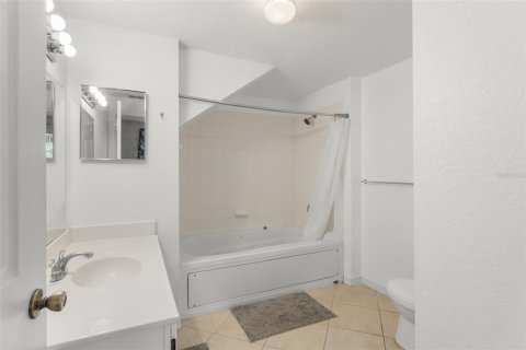 Condominio en venta en Kissimmee, Florida, 4 dormitorios, 136.57 m2 № 2226055 - foto 16