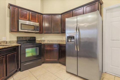 Casa en venta en Kissimmee, Florida, 4 dormitorios, 163.32 m2 № 2228345 - foto 29