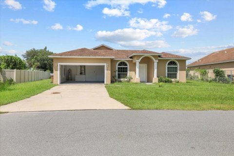 Casa en venta en Kissimmee, Florida, 4 dormitorios, 163.32 m2 № 2228345 - foto 7