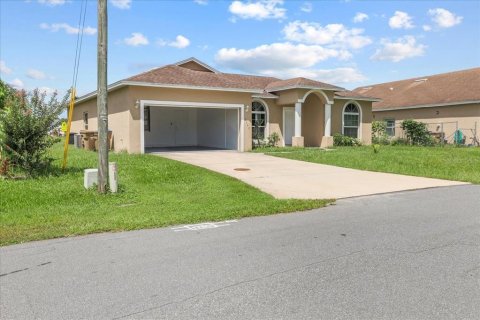 Casa en venta en Kissimmee, Florida, 4 dormitorios, 163.32 m2 № 2228345 - foto 6