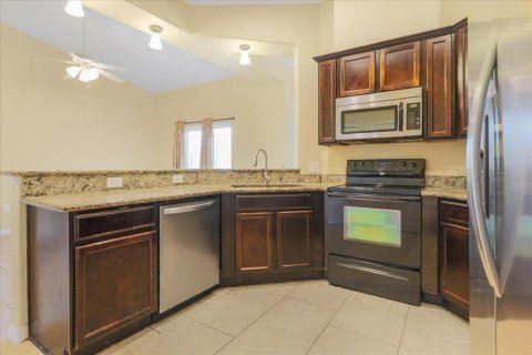 Casa en venta en Kissimmee, Florida, 4 dormitorios, 163.32 m2 № 2228345 - foto 27