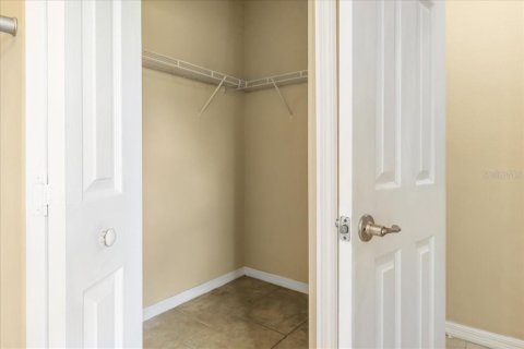 Casa en venta en Kissimmee, Florida, 4 dormitorios, 163.32 m2 № 2228345 - foto 22