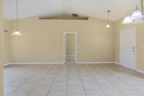 Casa en venta en Kissimmee, Florida, 4 dormitorios, 163.32 m2 № 2228345 - foto 30