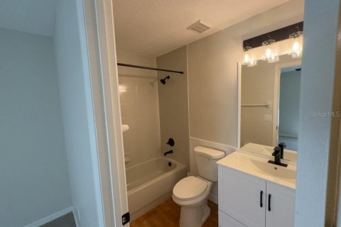 Villa ou maison à louer à Ocala, Floride: 3 chambres, 111.11 m2 № 2384012 - photo 16