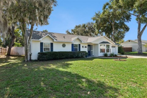 Villa ou maison à vendre à Fruitland Park, Floride: 3 chambres, 124.12 m2 № 2428816 - photo 5