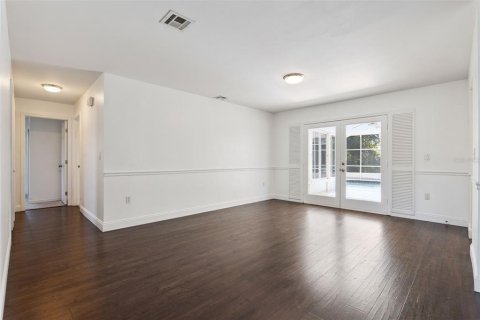 Villa ou maison à vendre à Fruitland Park, Floride: 3 chambres, 124.12 m2 № 2428816 - photo 13