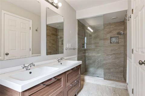 Villa ou maison à vendre à Fruitland Park, Floride: 3 chambres, 124.12 m2 № 2428816 - photo 20