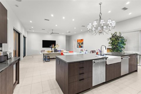 Duplex à vendre à Sarasota, Floride: 4 chambres, 413.51 m2 № 2157887 - photo 18