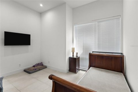 Duplex à vendre à Sarasota, Floride: 4 chambres, 413.51 m2 № 2157887 - photo 10