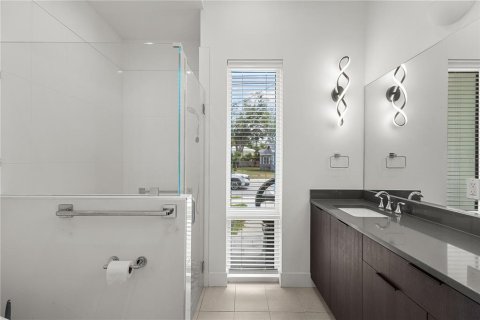Duplex à vendre à Sarasota, Floride: 4 chambres, 413.51 m2 № 2157887 - photo 11