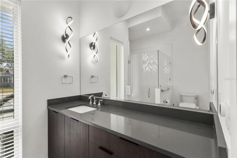 Duplex à vendre à Sarasota, Floride: 4 chambres, 413.51 m2 № 2157887 - photo 13