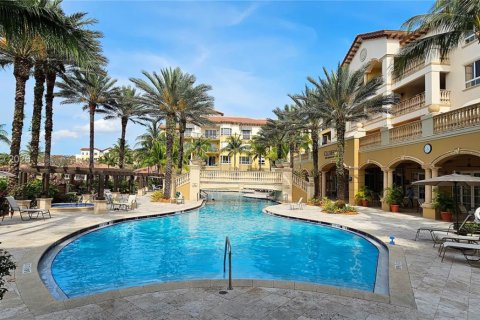 Condo in Weston, Florida, 2 bedrooms  № 2027454