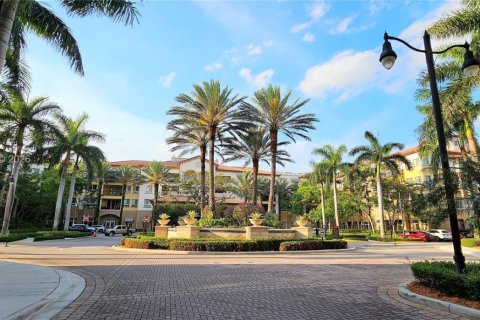 Copropriété à louer à Weston, Floride: 2 chambres, 142.05 m2 № 2027454 - photo 2