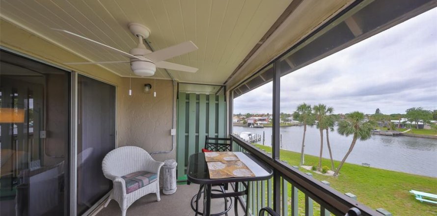 Condo à Apollo Beach, Floride, 2 chambres № 1724994
