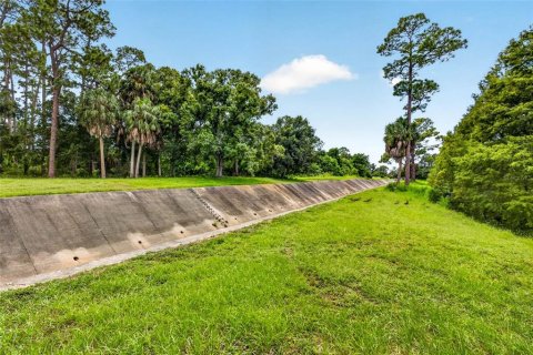 Casa en venta en Pinellas Park, Florida, 6 dormitorios, 613.15 m2 № 2329480 - foto 6