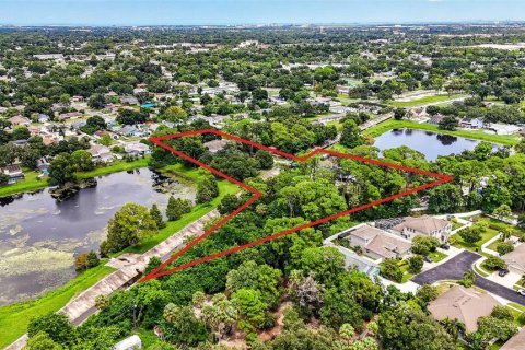 Casa en venta en Pinellas Park, Florida, 6 dormitorios, 613.15 m2 № 2329480 - foto 27