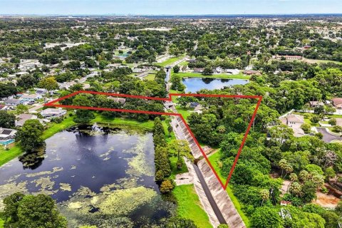 Casa en venta en Pinellas Park, Florida, 6 dormitorios, 613.15 m2 № 2329480 - foto 25