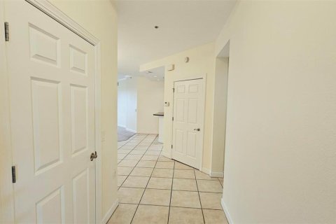 Copropriété à louer à Englewood, Floride: 3 chambres, 160.63 m2 № 2406751 - photo 3