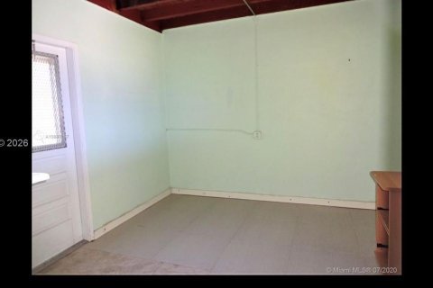 Купить виллу или дом в Хомстед, Флорида 3 спальни, 99.59м2, № 2023907 - фото 16