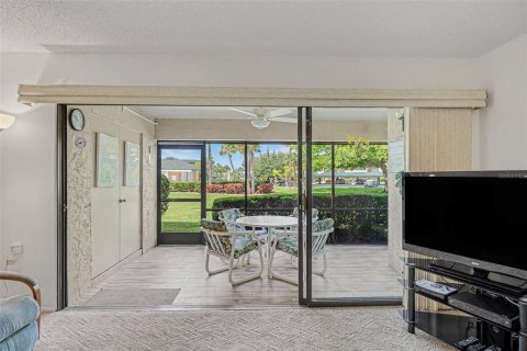 Copropriété à vendre à Punta Gorda, Floride: 2 chambres, 129.51 m2 № 2097629 - photo 6
