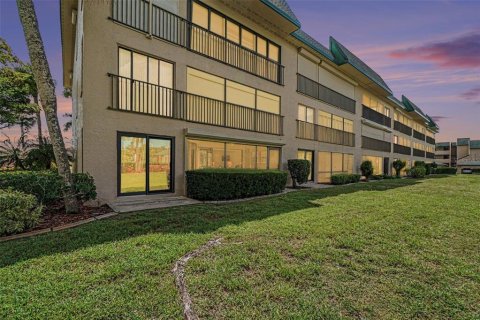 Copropriété à vendre à Punta Gorda, Floride: 2 chambres, 129.51 m2 № 2097629 - photo 22