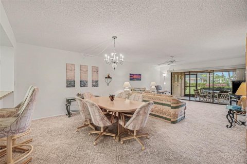 Copropriété à vendre à Punta Gorda, Floride: 2 chambres, 129.51 m2 № 2097629 - photo 8
