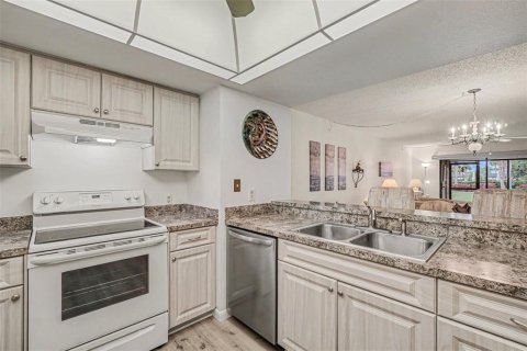 Copropriété à vendre à Punta Gorda, Floride: 2 chambres, 129.51 m2 № 2097629 - photo 3
