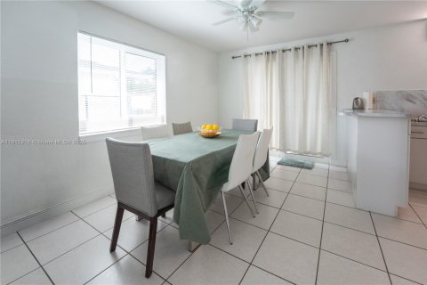 Villa ou maison à vendre à Florida City, Floride: 4 chambres, 129.6 m2 № 1969639 - photo 5