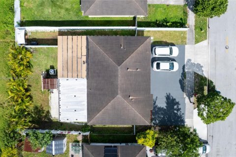 Villa ou maison à vendre à Florida City, Floride: 4 chambres, 129.6 m2 № 1969639 - photo 26