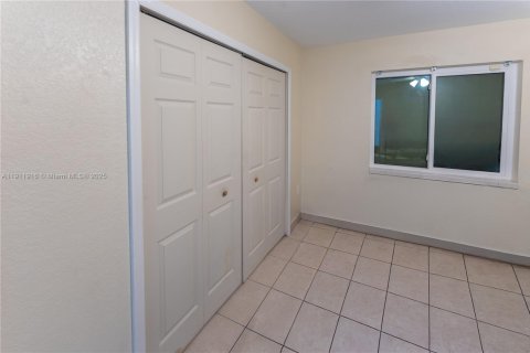 Villa ou maison à vendre à Florida City, Floride: 4 chambres, 129.6 m2 № 1969639 - photo 18