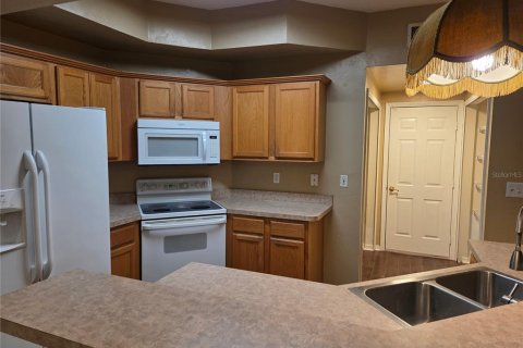 Touwnhouse à vendre à Gainesville, Floride: 3 chambres, 147.16 m2 № 2220202 - photo 7