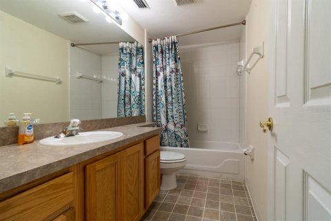 Touwnhouse à vendre à Gainesville, Floride: 3 chambres, 147.16 m2 № 2220202 - photo 19