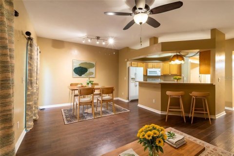 Touwnhouse à vendre à Gainesville, Floride: 3 chambres, 147.16 m2 № 2220202 - photo 5