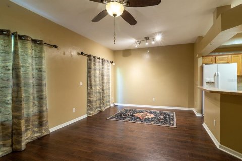 Touwnhouse à vendre à Gainesville, Floride: 3 chambres, 147.16 m2 № 2220202 - photo 4