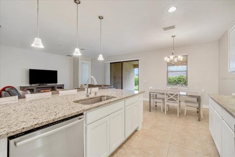 Casa en alquiler en Valrico, Florida, 4 dormitorios, 230.77 m2 № 1912958 - foto 7