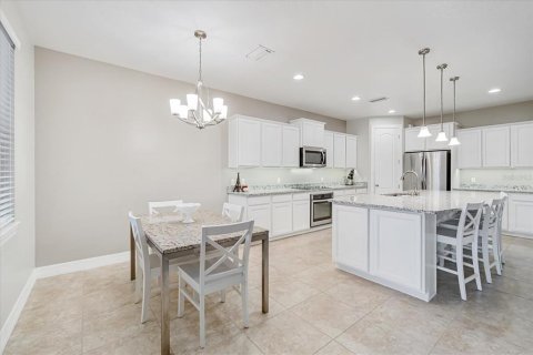 Casa en alquiler en Valrico, Florida, 4 dormitorios, 230.77 m2 № 1912958 - foto 3