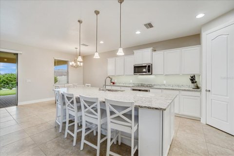 Casa en alquiler en Valrico, Florida, 4 dormitorios, 230.77 m2 № 1912958 - foto 2