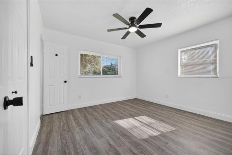 Casa en venta en Orlando, Florida, 4 dormitorios, 137.87 m2 № 2095446 - foto 30