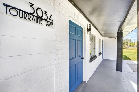 Casa en venta en Orlando, Florida, 4 dormitorios, 137.87 m2 № 2095446 - foto 4
