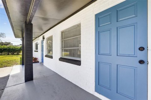 Casa en venta en Orlando, Florida, 4 dormitorios, 137.87 m2 № 2095446 - foto 5
