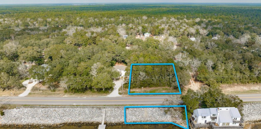 Terreno en Niceville, Florida № 559527