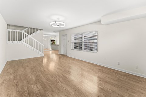 Townhouse in West Palm Beach, Florida 2 bedrooms, 125.42 sq.m. № 2088060 - photo 9