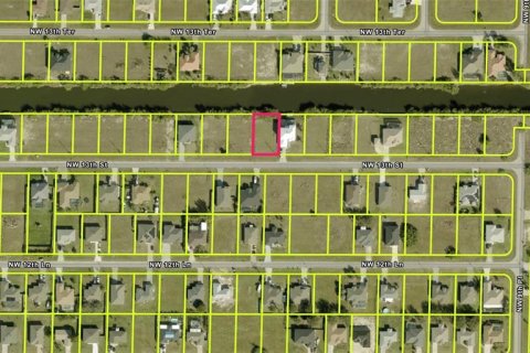 Land in Cape Coral, Florida № 2161856