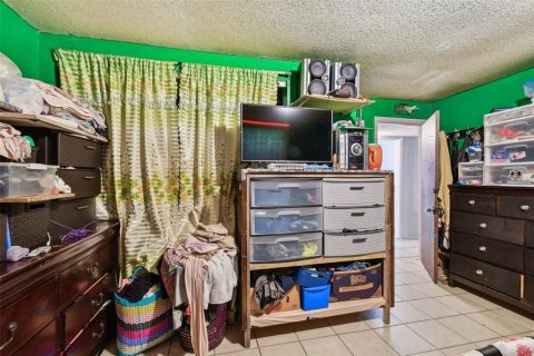 Duplex in Tampa, Florida 4 bedrooms, 162.02 sq.m. № 1841513 - photo 21