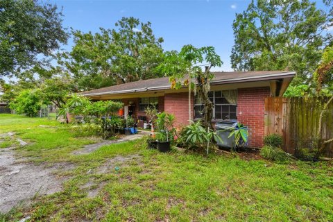 Duplex in Tampa, Florida 4 bedrooms, 162.02 sq.m. № 1841513 - photo 4