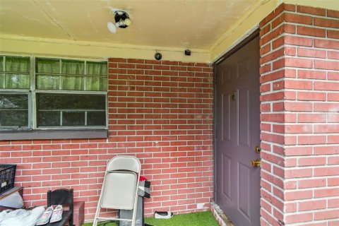 Duplex in Tampa, Florida 4 bedrooms, 162.02 sq.m. № 1841513 - photo 8