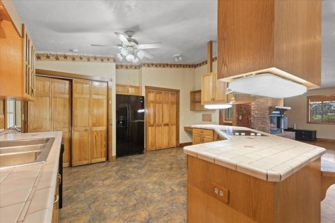 Villa ou maison à vendre à Bell, Floride: 4 chambres, 179.49 m2 № 2410415 - photo 5